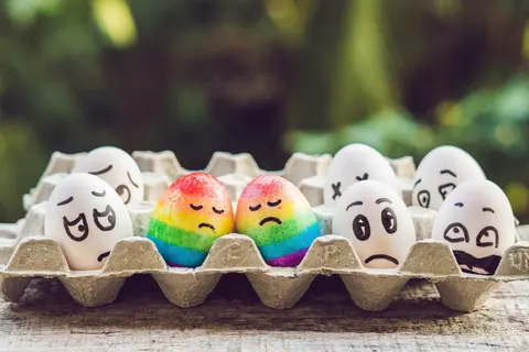 Genderneutraliteit, lesbo’s en homo’s. Wat is nog normaal?