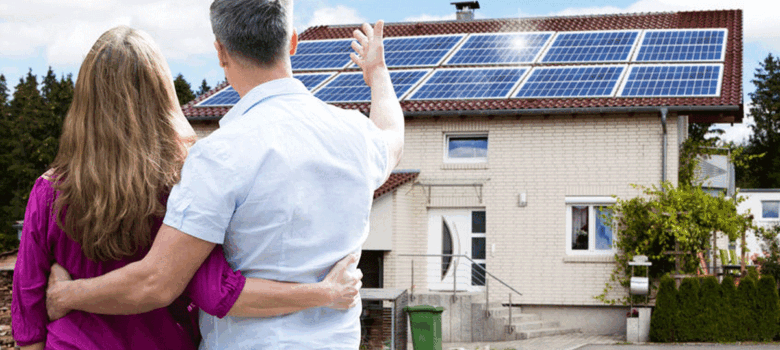 Moeten we zonnepanelen schoonmaken?