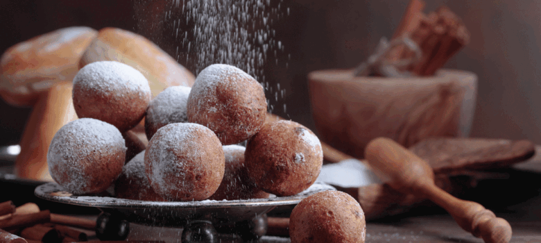 Zo maak je zelf de lekkerste oliebollen