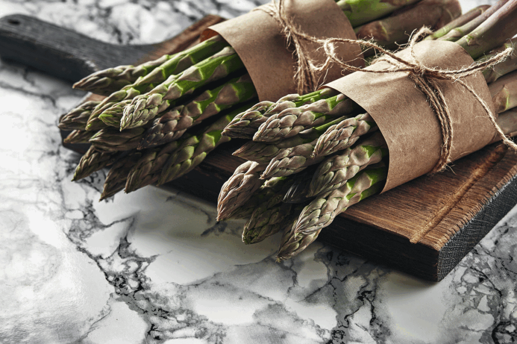 Het is bijna weer tijd voor asperges: Een ode aan het witte goud